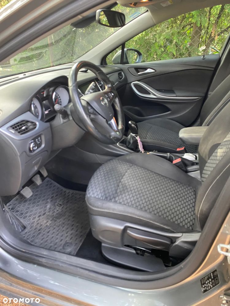 Opel Astra - 6
