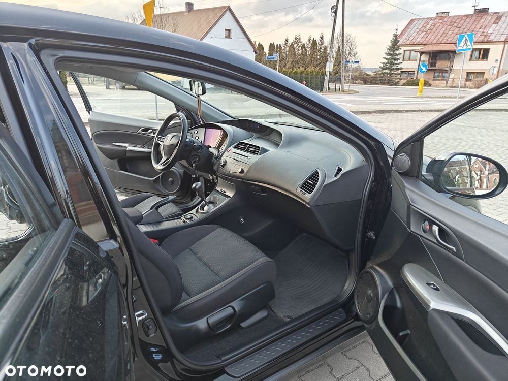 Honda Civic 1.8 Sport - 11