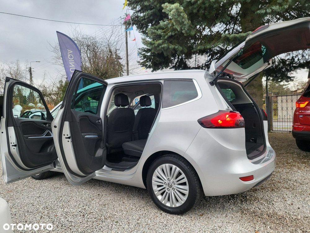 Opel Zafira - 11