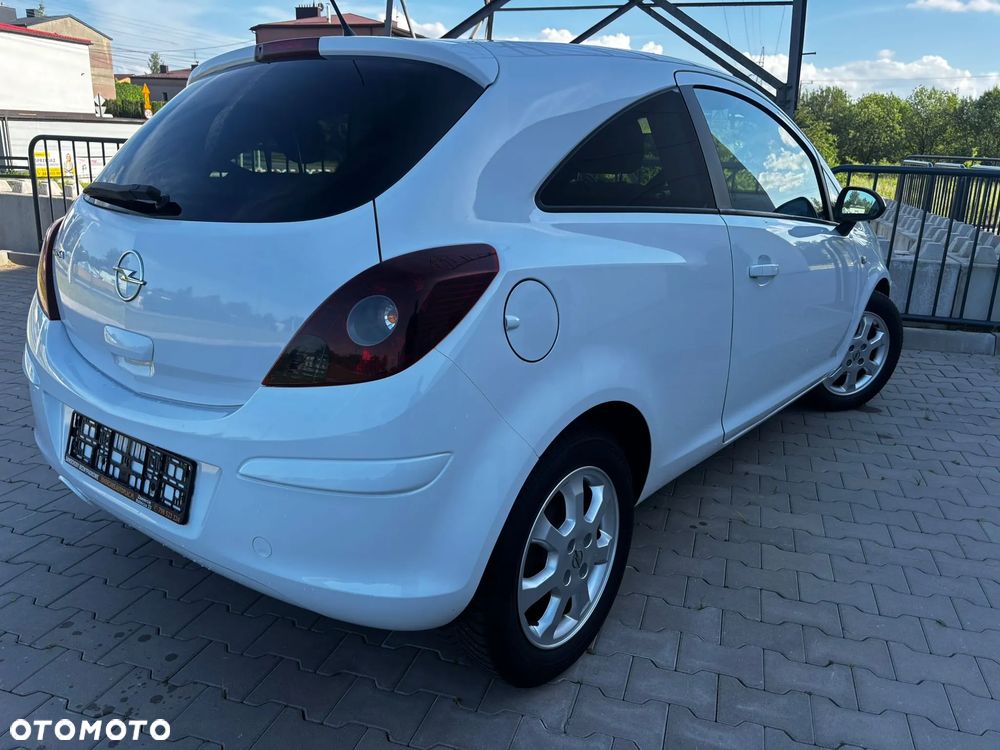 Opel Corsa 1.4 16V Color Edition - 18