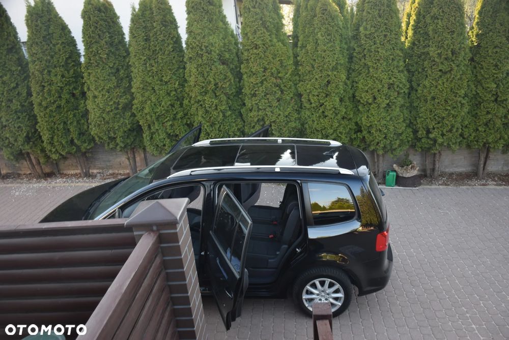 Volkswagen Touran 2.0 TDI DPF BlueMotion Technology DSG Cup - 12