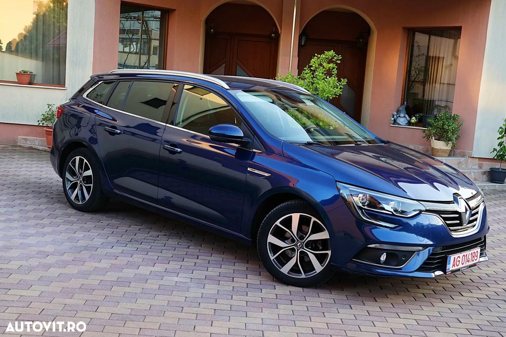 Renault Megane ENERGY dCi 110 Start & Stop Bose Edition - 8