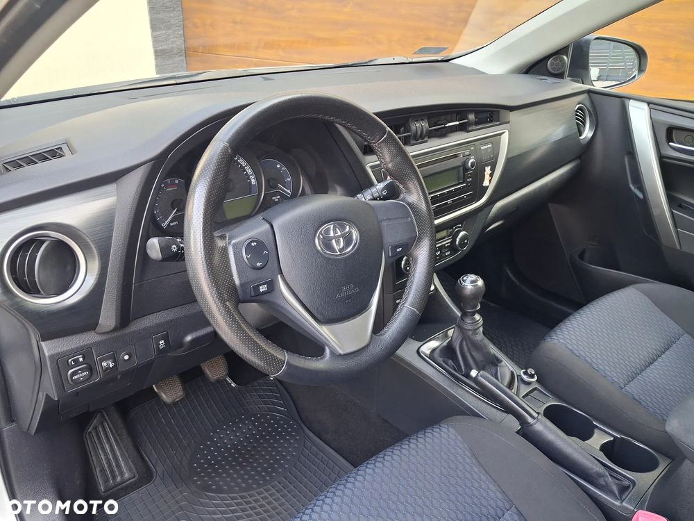 Toyota Auris 1.33 VVT-i Life - 1