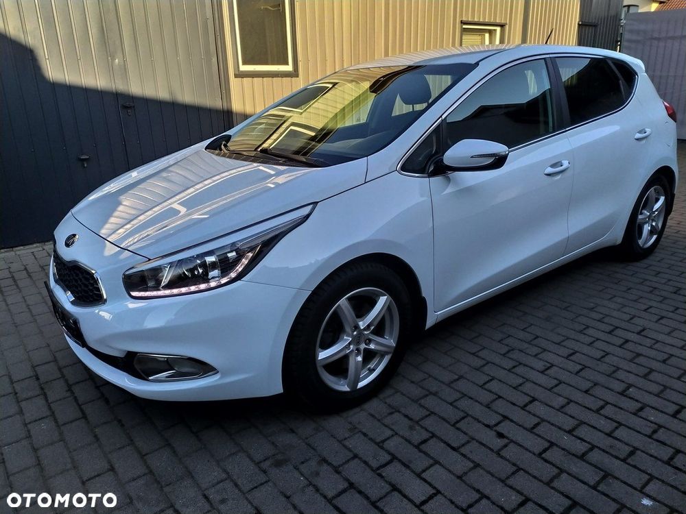 Kia Ceed 1.6 GDI L Business Line DCT - 3
