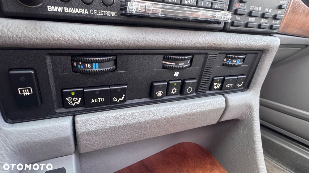 BMW Seria 7 - 14