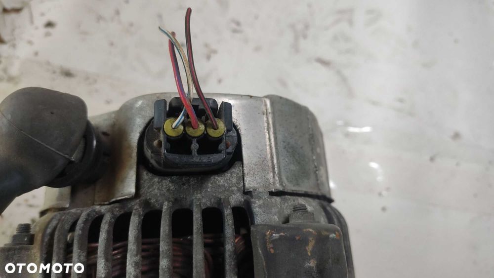 Alternator LEXUS IS 200 2.0 Benzyna - 3