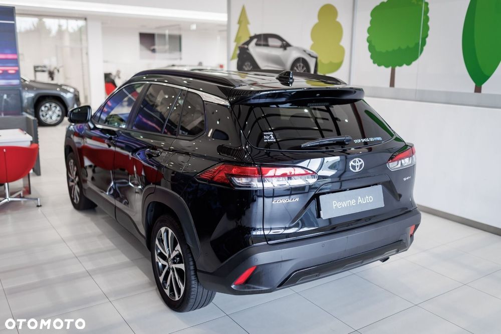 Toyota Corolla Cross - 13