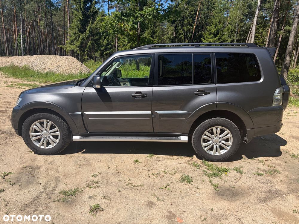 Mitsubishi Pajero - 7