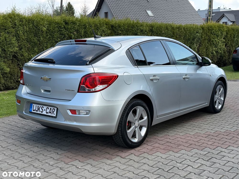 Chevrolet Cruze 1.8 LT+ - 5