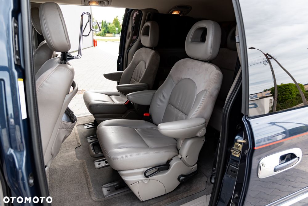 Chrysler Grand Voyager - 19