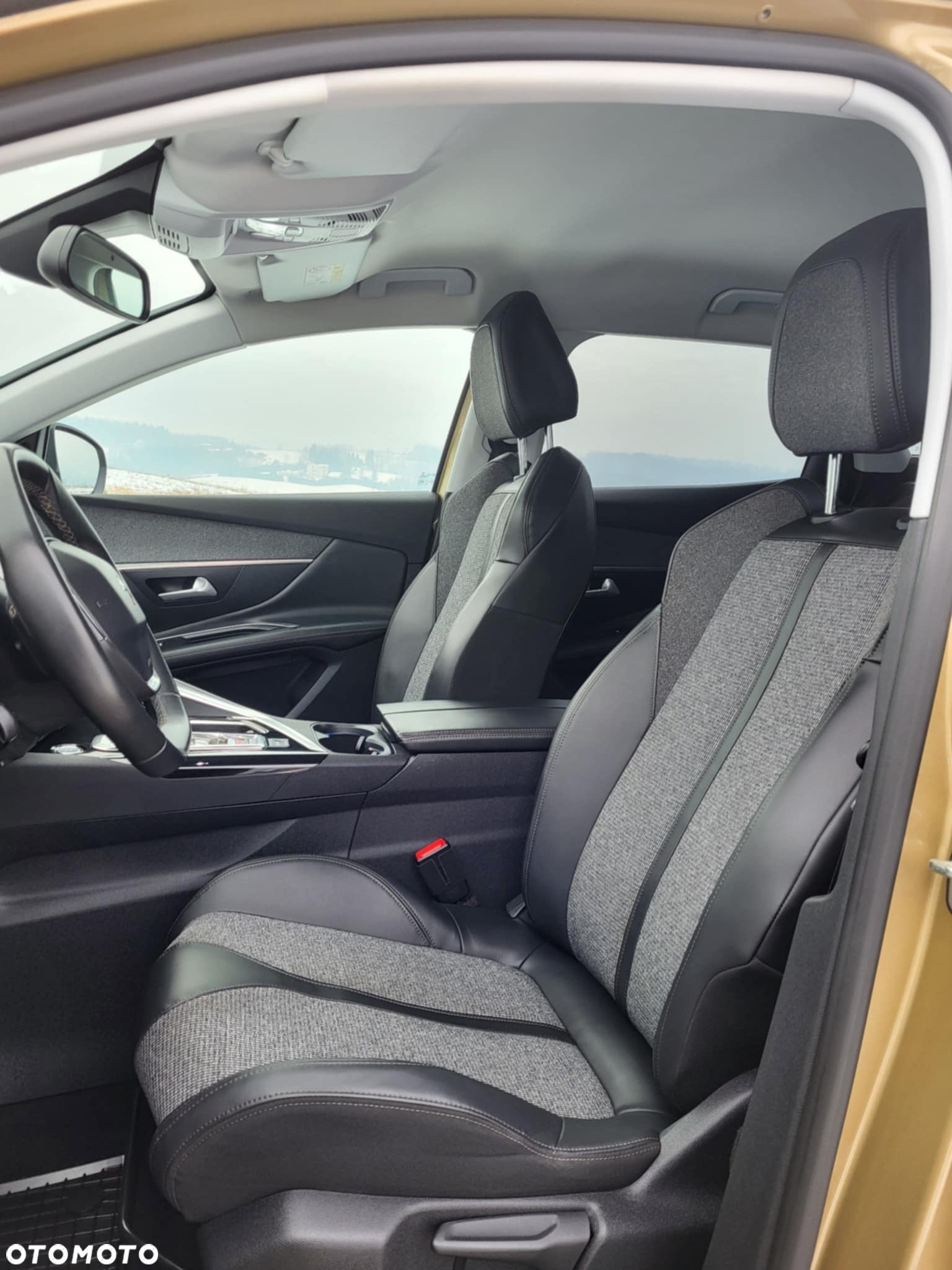 Peugeot 3008 PureTech 130 Stop & Start GPF EAT8 Allure Business-Paket - 17