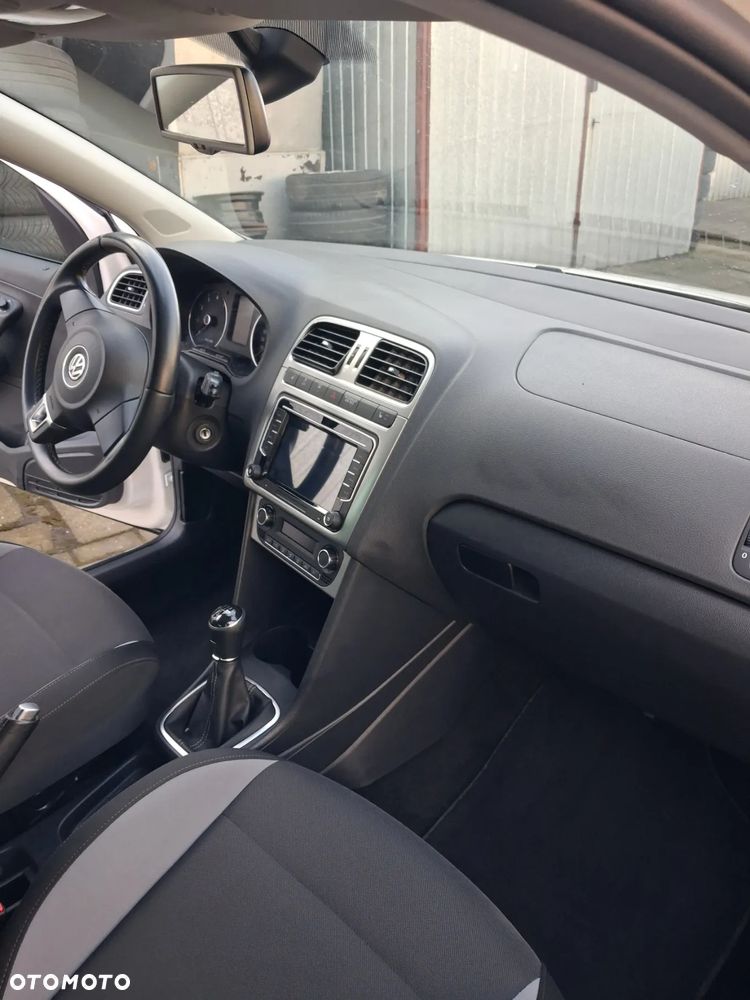 Volkswagen Polo - 19