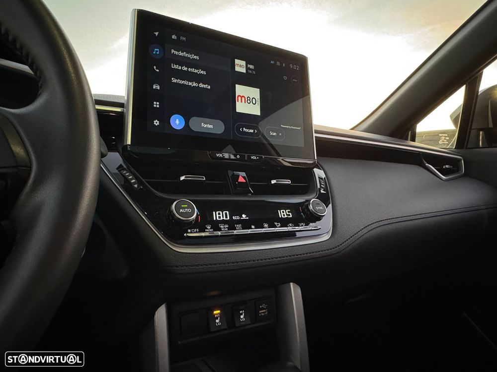 Toyota Corolla Cross 2.0 Hybrid Luxury - 52