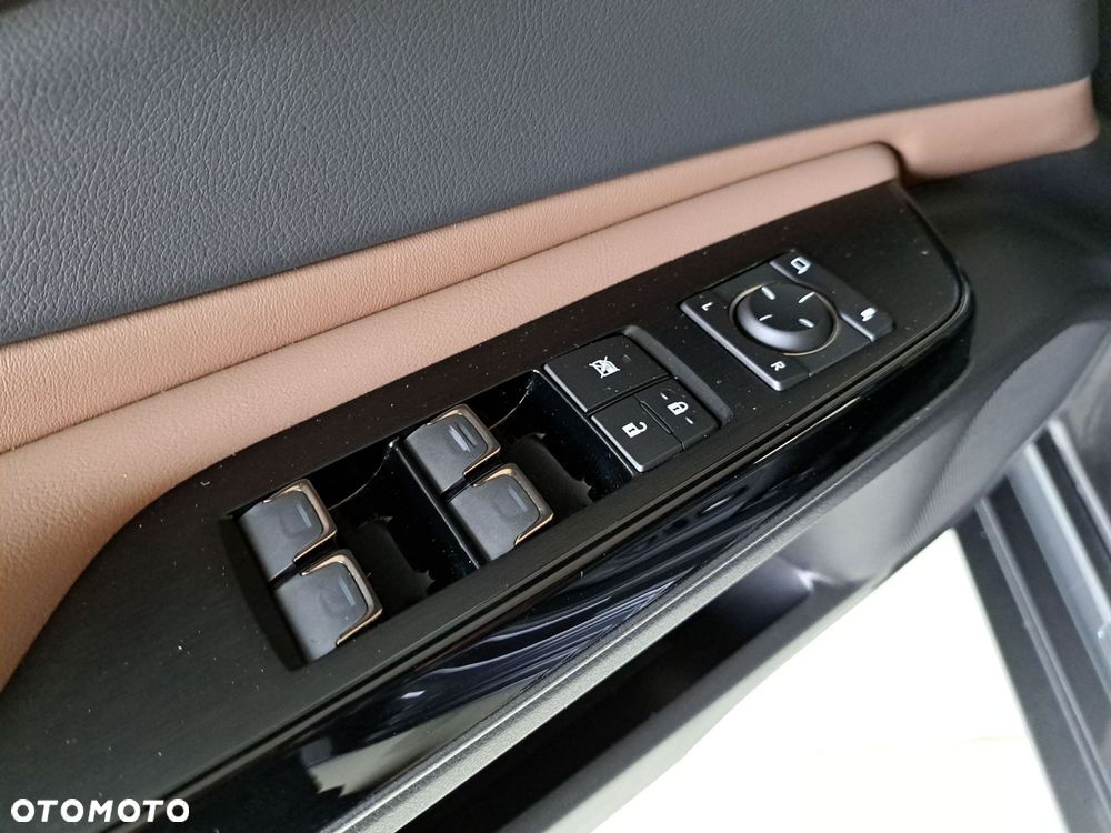 Lexus ES 300h Business Edition - 35