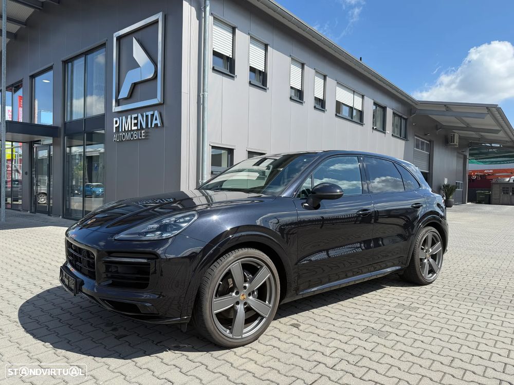 Porsche Cayenne E-Hybrid - 1