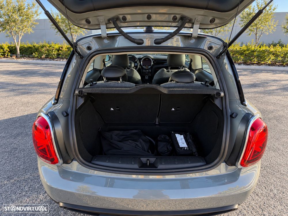 MINI 3 Portas Cooper SE Essential - 7