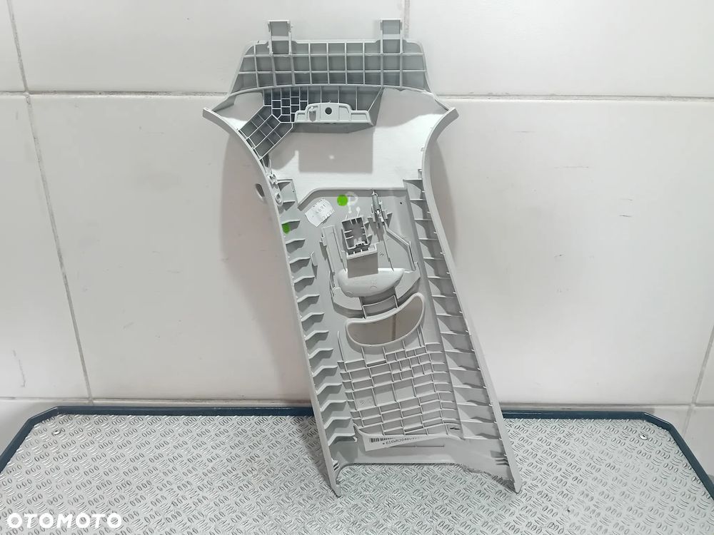 osłona pasa suwaka prawa Skoda Octavia III 2020 - 2