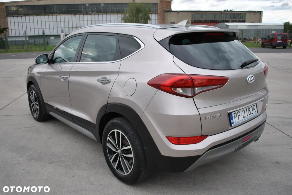 Hyundai Tucson 2.0 CRDI Style 4WD - 7