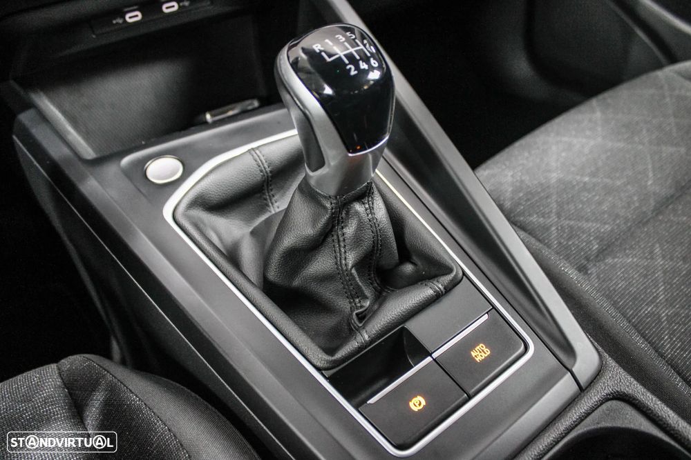 VW Golf Variant 1.0 TSI Life - 36