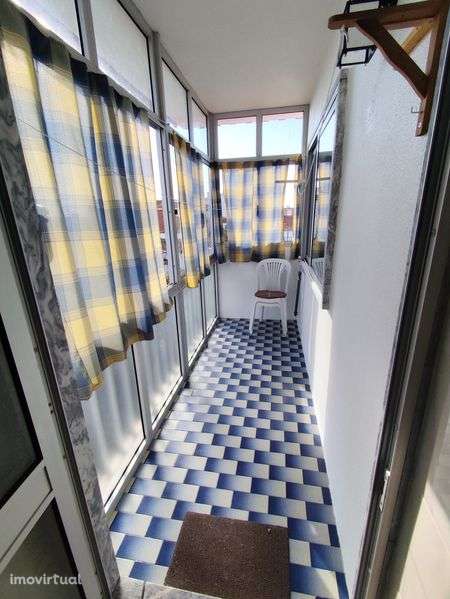 Apartamento T2  com Garagem para Arrendamento Mobilado - Grande imagem: 4/9