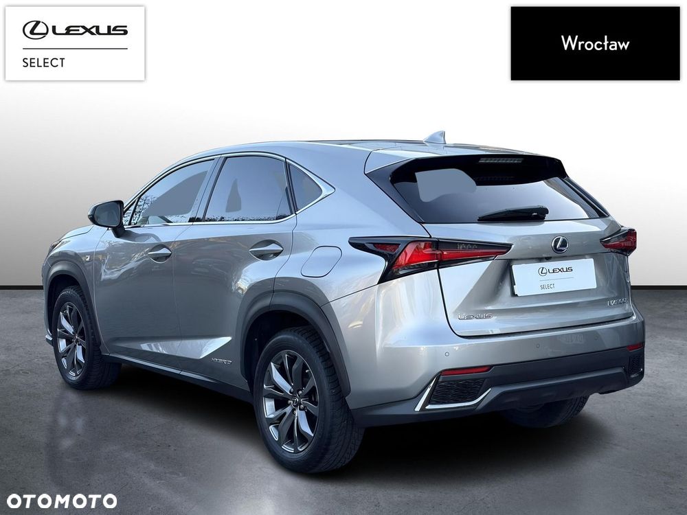 Lexus NX 300h F Sport AWD - 3