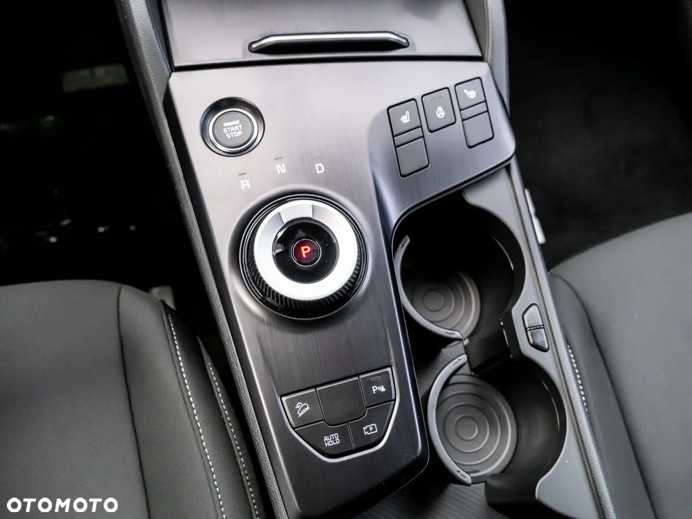 Kia Sportage 1.6 T-GDI HEV M 2WD - 25