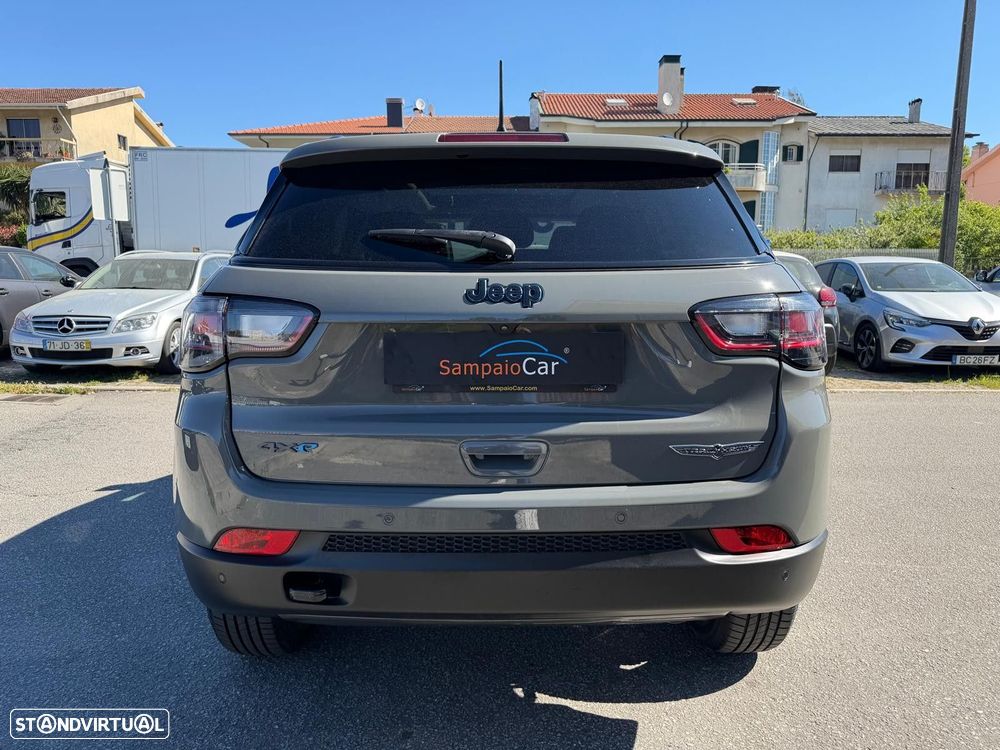 Jeep Compass 1.3 TG Trailhawk - 16