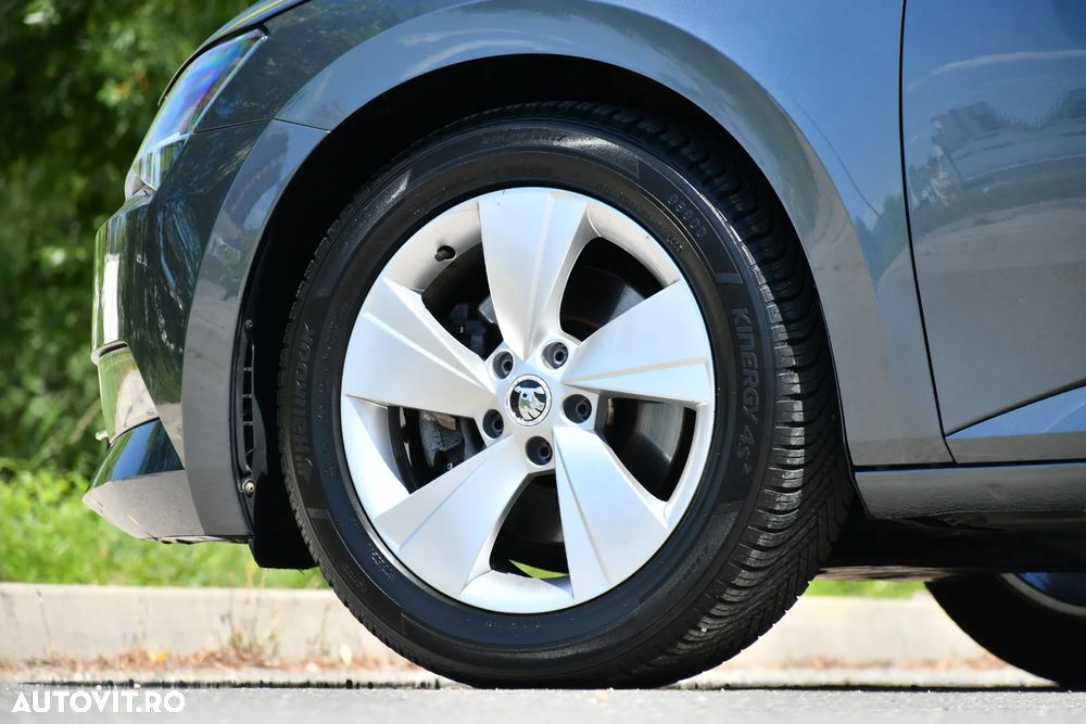 Skoda Superb 1.6 TDI Ambition - 13