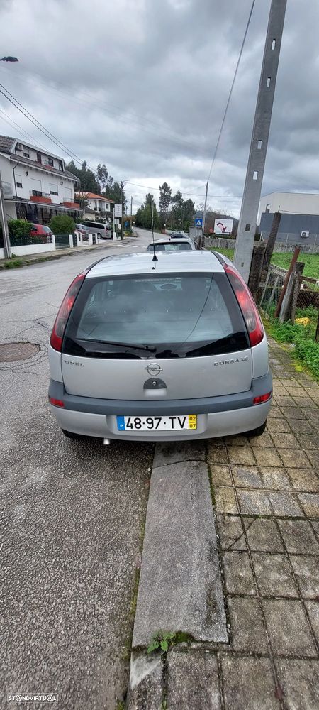 Opel Corsa - 11