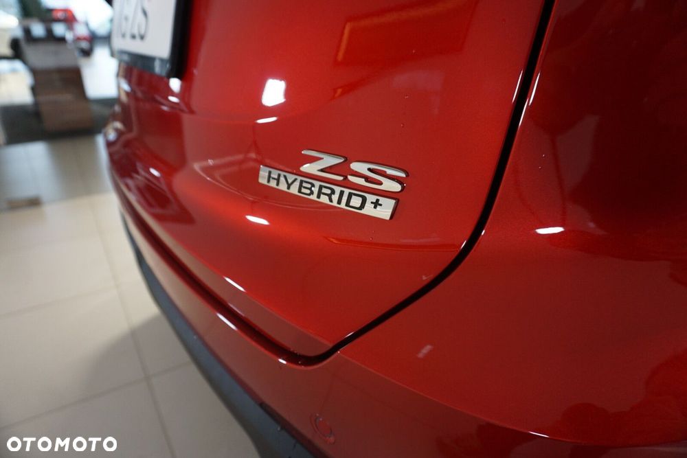 MG ZS Hybrid+ - 21