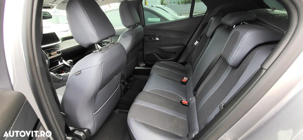 Peugeot 2008 1.2 PureTech Turbo S&S Allure - 10