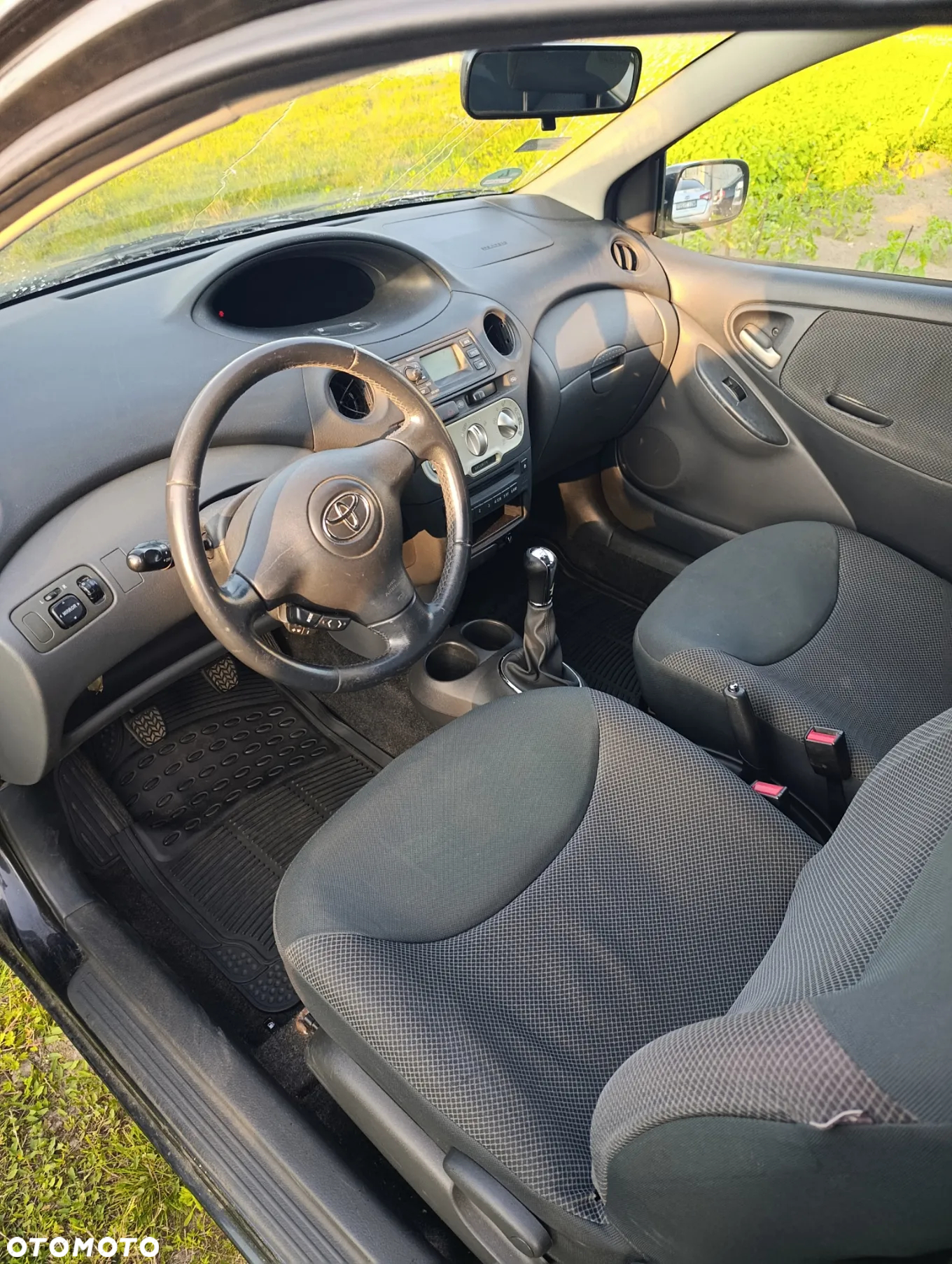 Toyota Yaris - 9