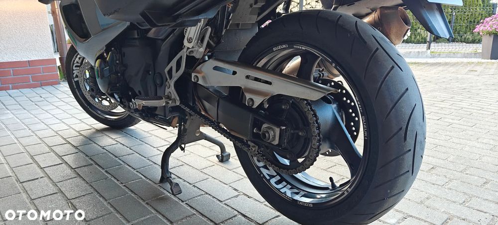 Suzuki GSX - 9