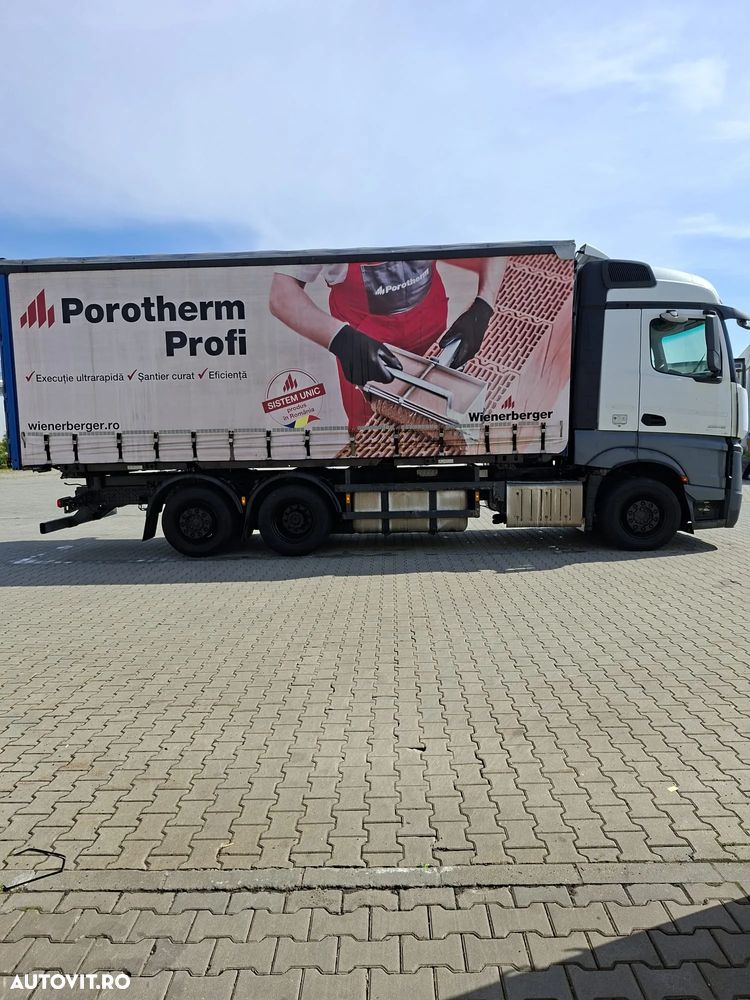 Mercedes-Benz Actros - 7