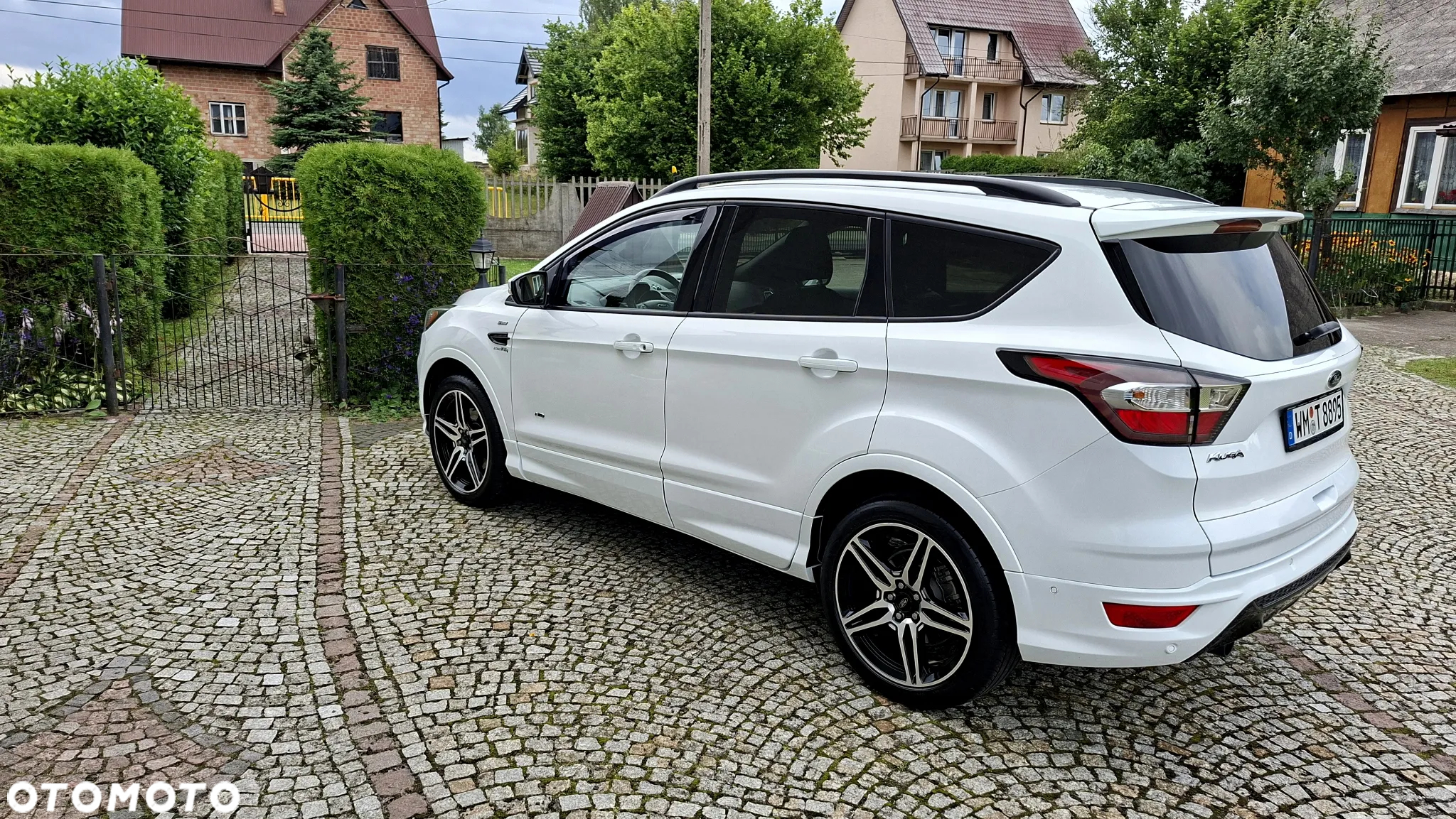 Ford Kuga 2.0 TDCi 4x4 ST-Line - 12