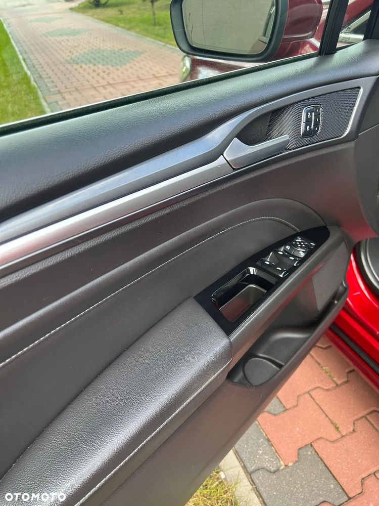 Ford Mondeo 2.0 TDCi Titanium PowerShift - 20