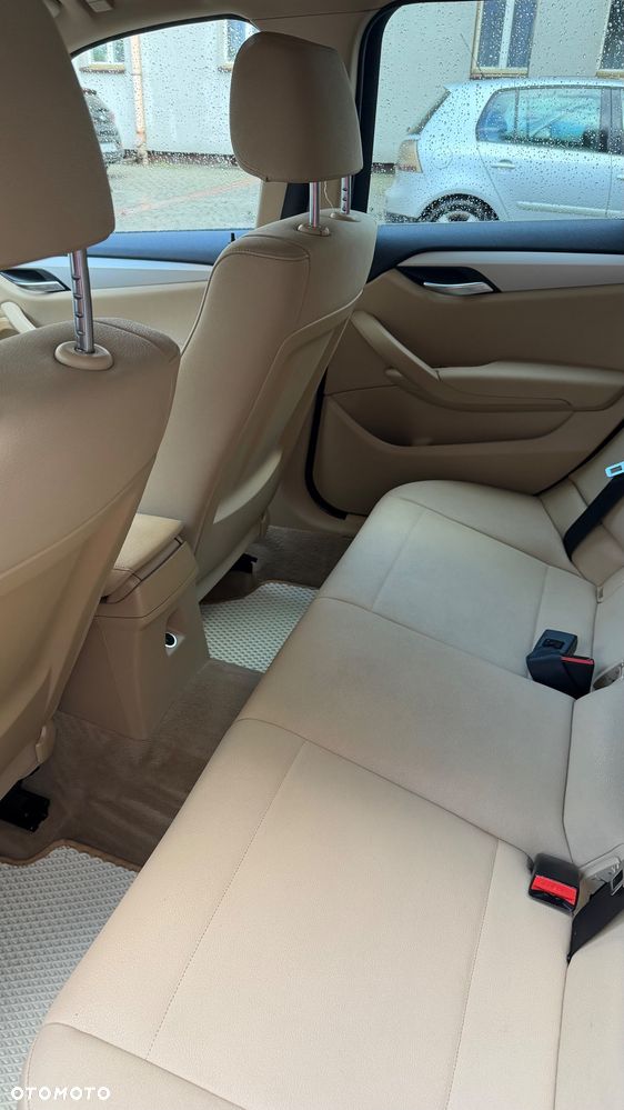 BMW X1 - 11