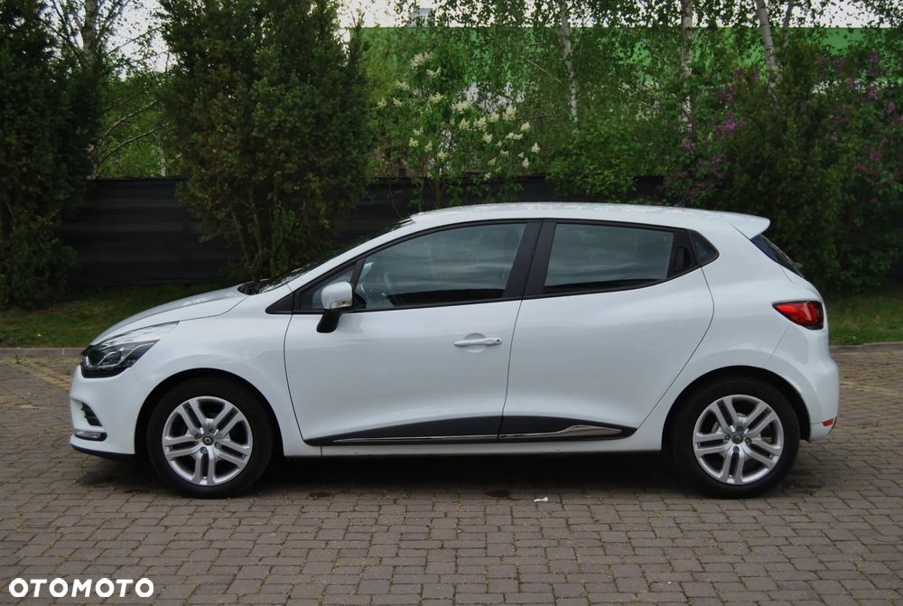 Renault Clio - 17
