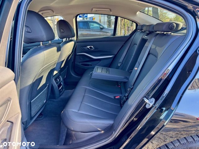 BMW Seria 3 320e Advantage sport - 10