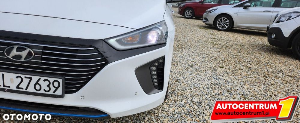 Hyundai IONIQ - 14
