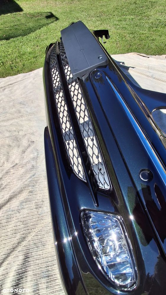 Mercedes W211 Avantgarde zdrzak przedni  lak 185 - 12