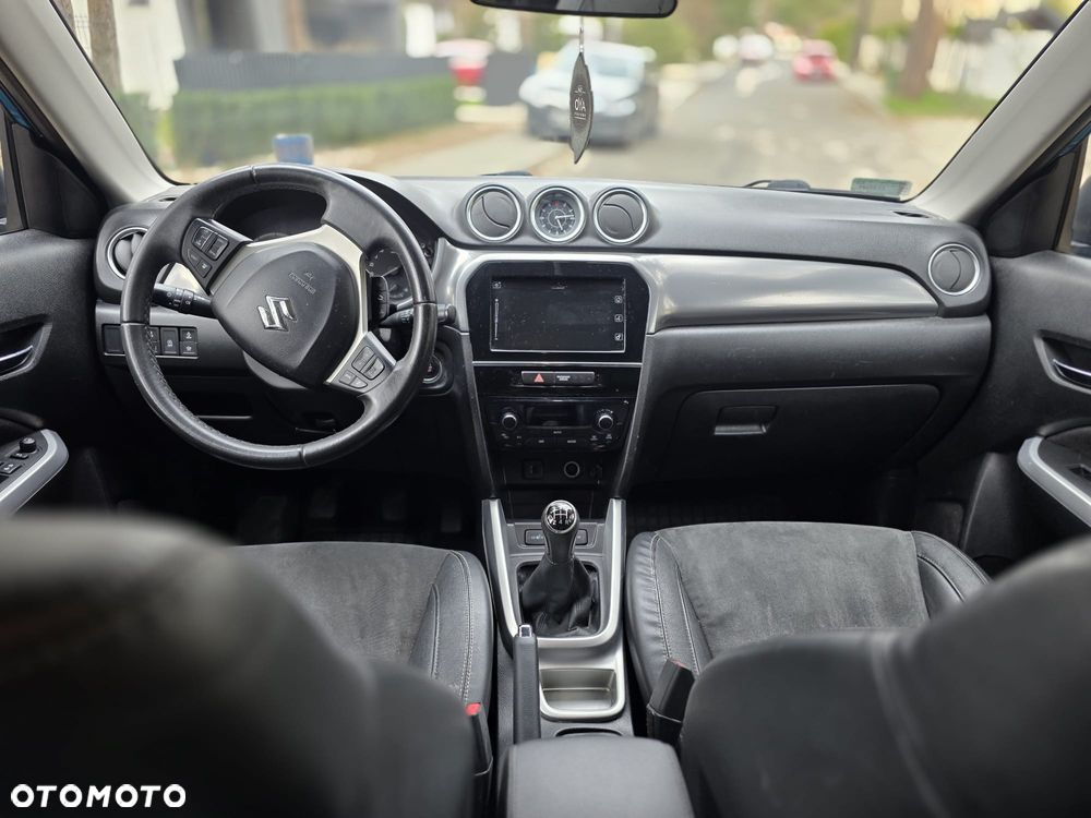 Suzuki Vitara 1.6 Elegance 2WD - 12