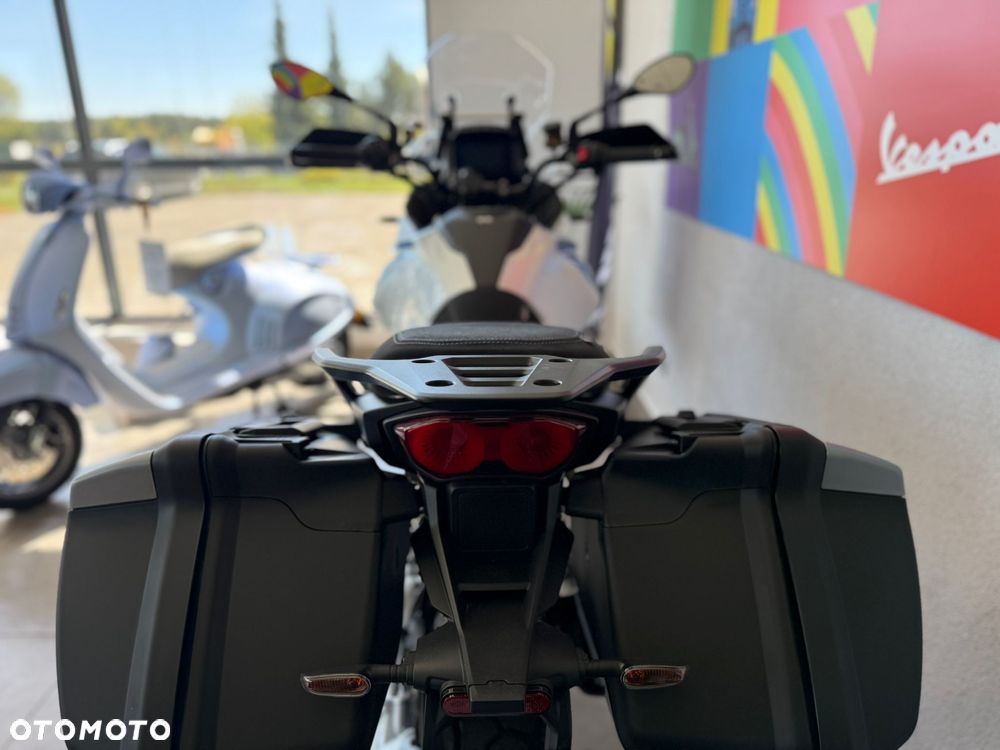 Moto Guzzi Stelvio - 18