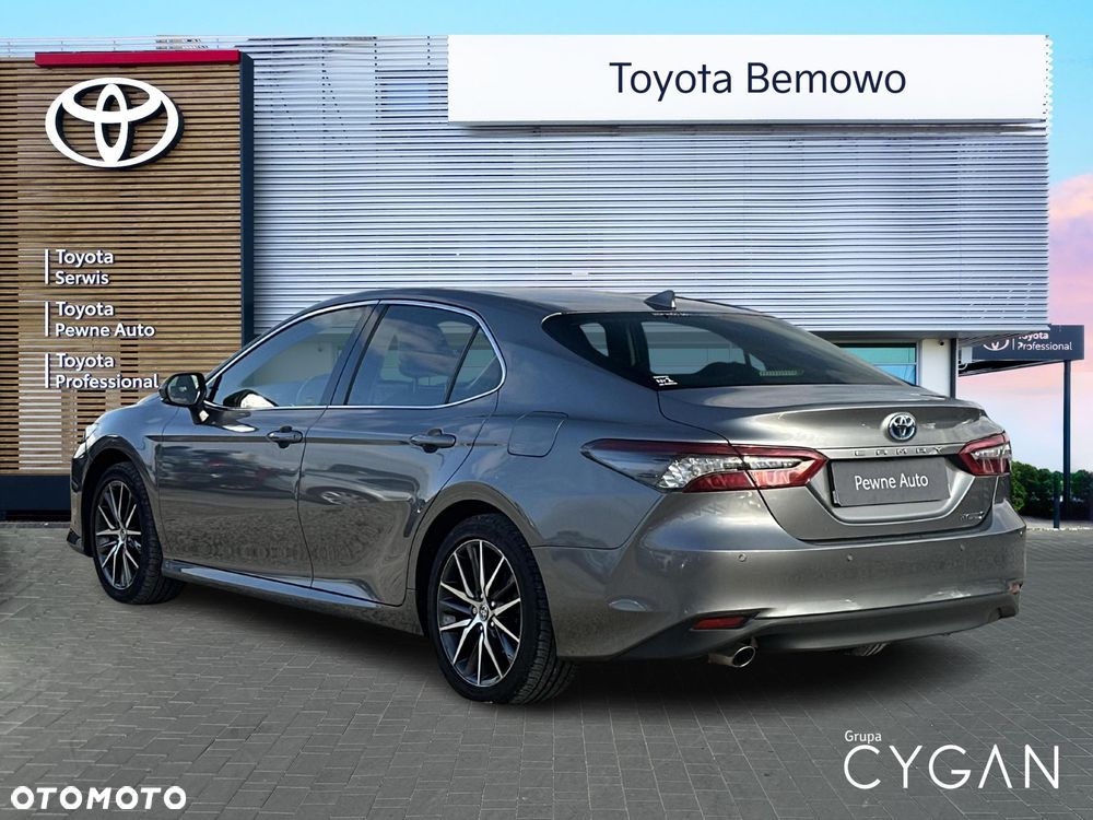 Toyota Camry 2.5 Hybrid Executive CVT - 8