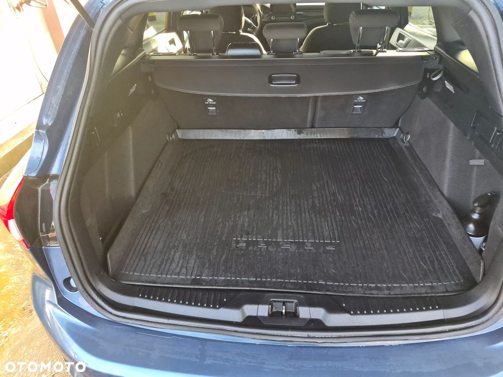 Ford Focus - 13