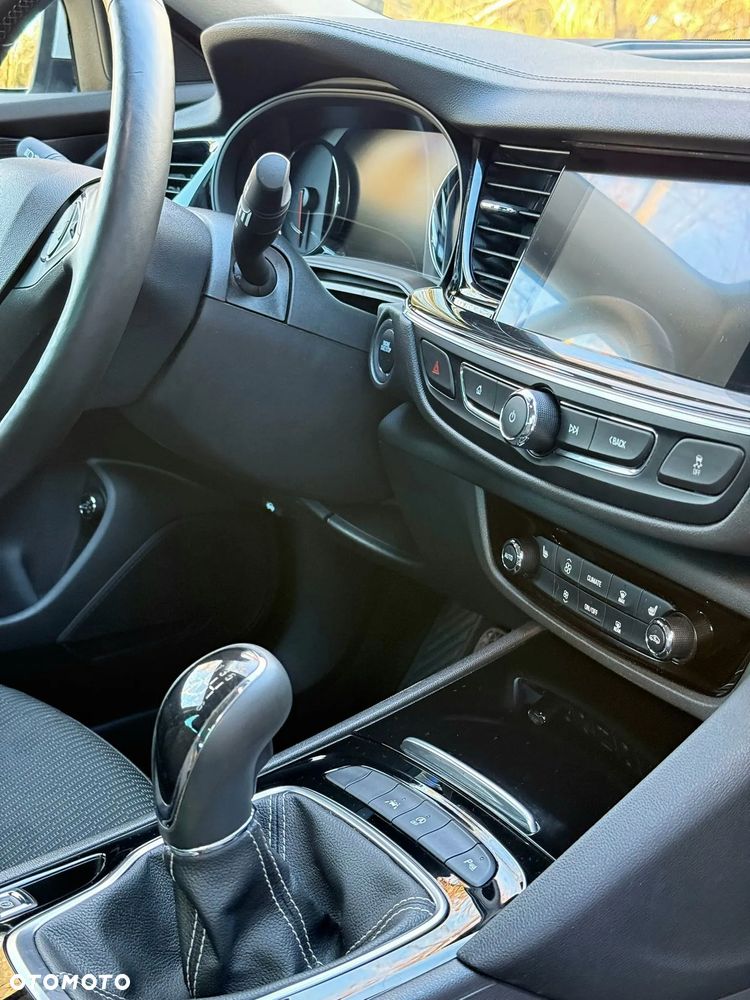 Opel Insignia 2.0 CDTI Cosmo S&S - 25