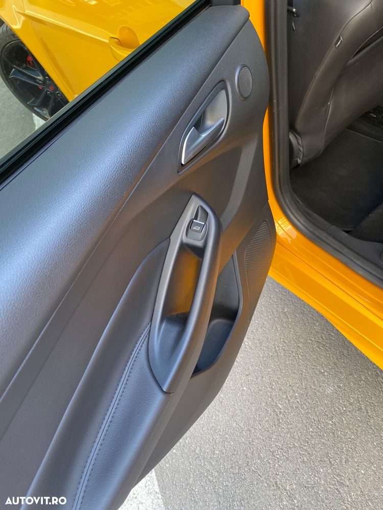 Ford Focus 2.0 EcoBoost ST - 20