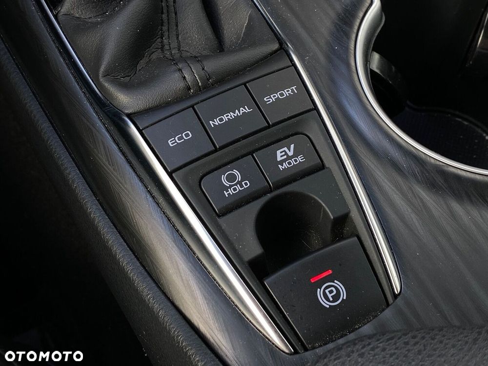 Toyota Camry 2.5 Hybrid Executive CVT - 20