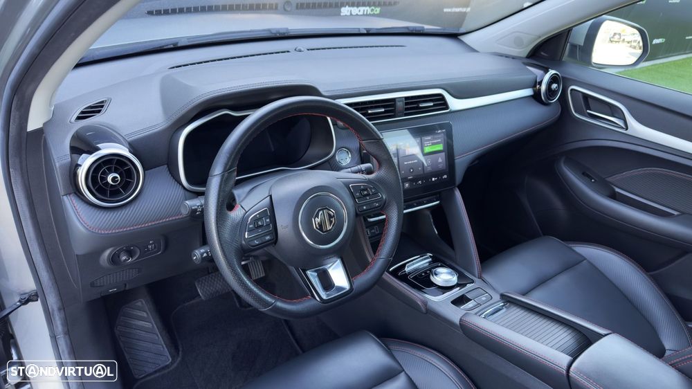 MG ZS EV 50.3 kWh Luxury - 12
