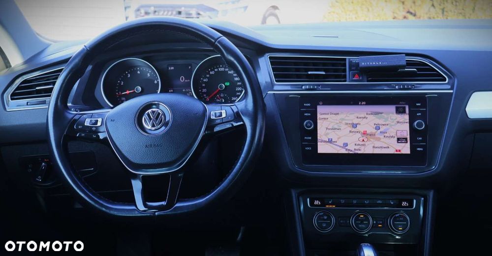 Volkswagen Tiguan - 13